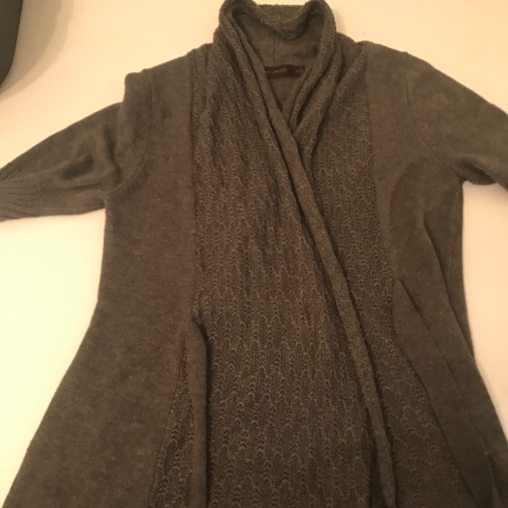 Limited Grey Cardigan with attached Belt